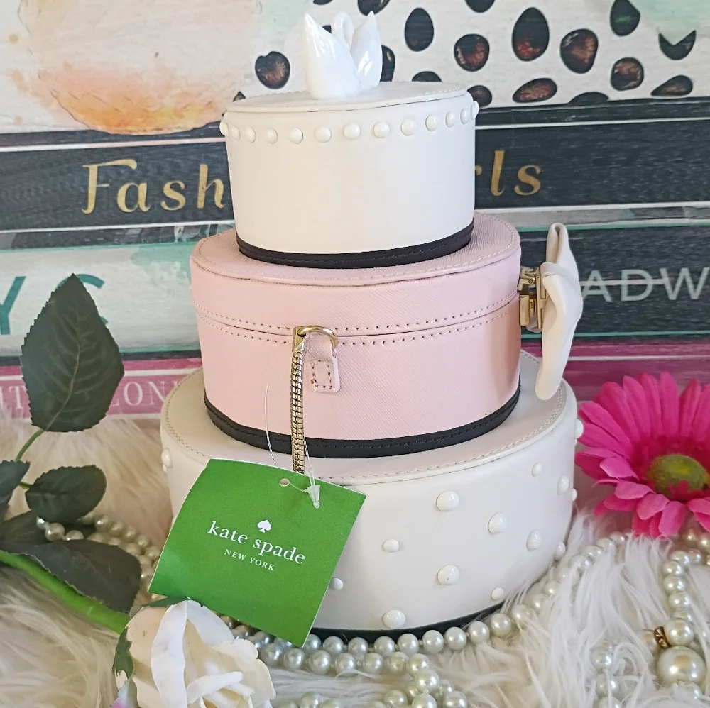 NEW Rare Kate Spade Wedding Belles Swan Pink White 3D Tiered Bridal Cake Clutch - Picture 4 of 16